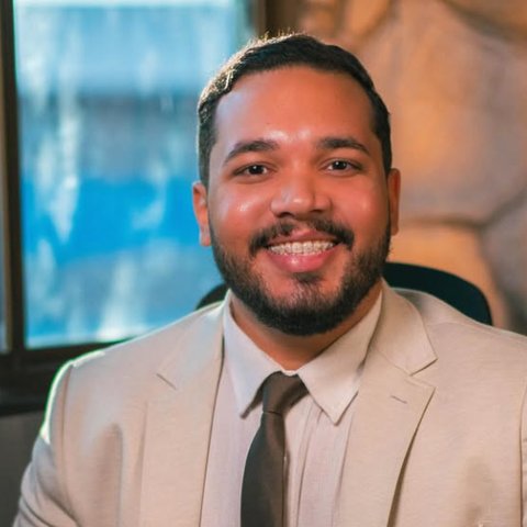 Emmanuel Benício, advogado imobiliário